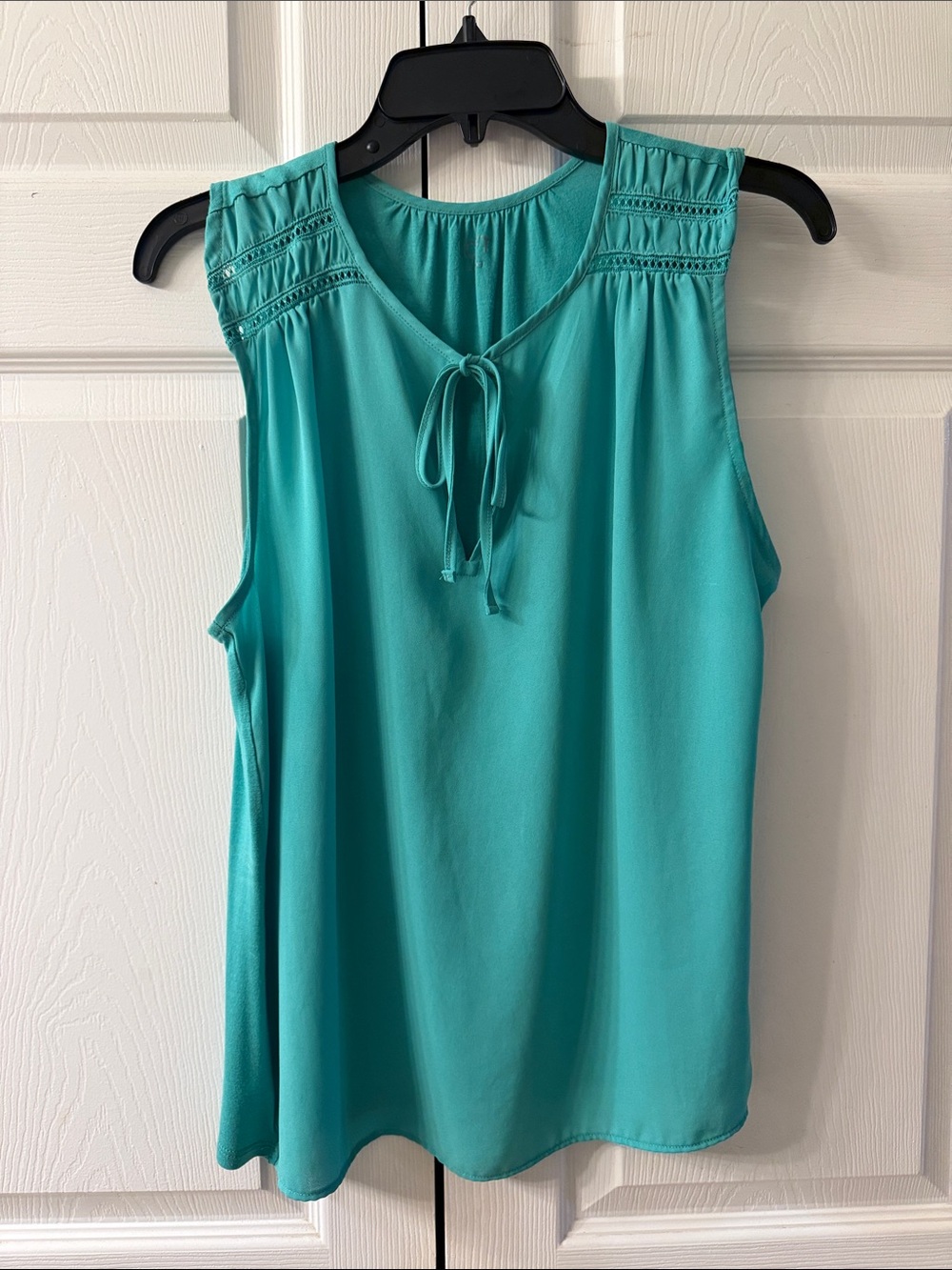 LOFT Teal Tie-Front Sleeveless Camisole with Shoulder Stitching
